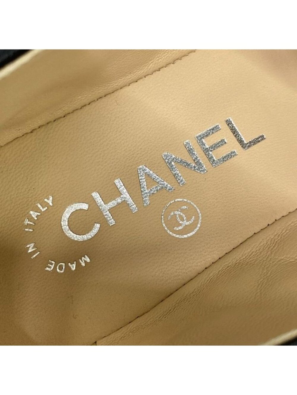 Chanel Loafers 36 C Quilted Black Silver Coco Charm Lambskin - Picture 9 of 12